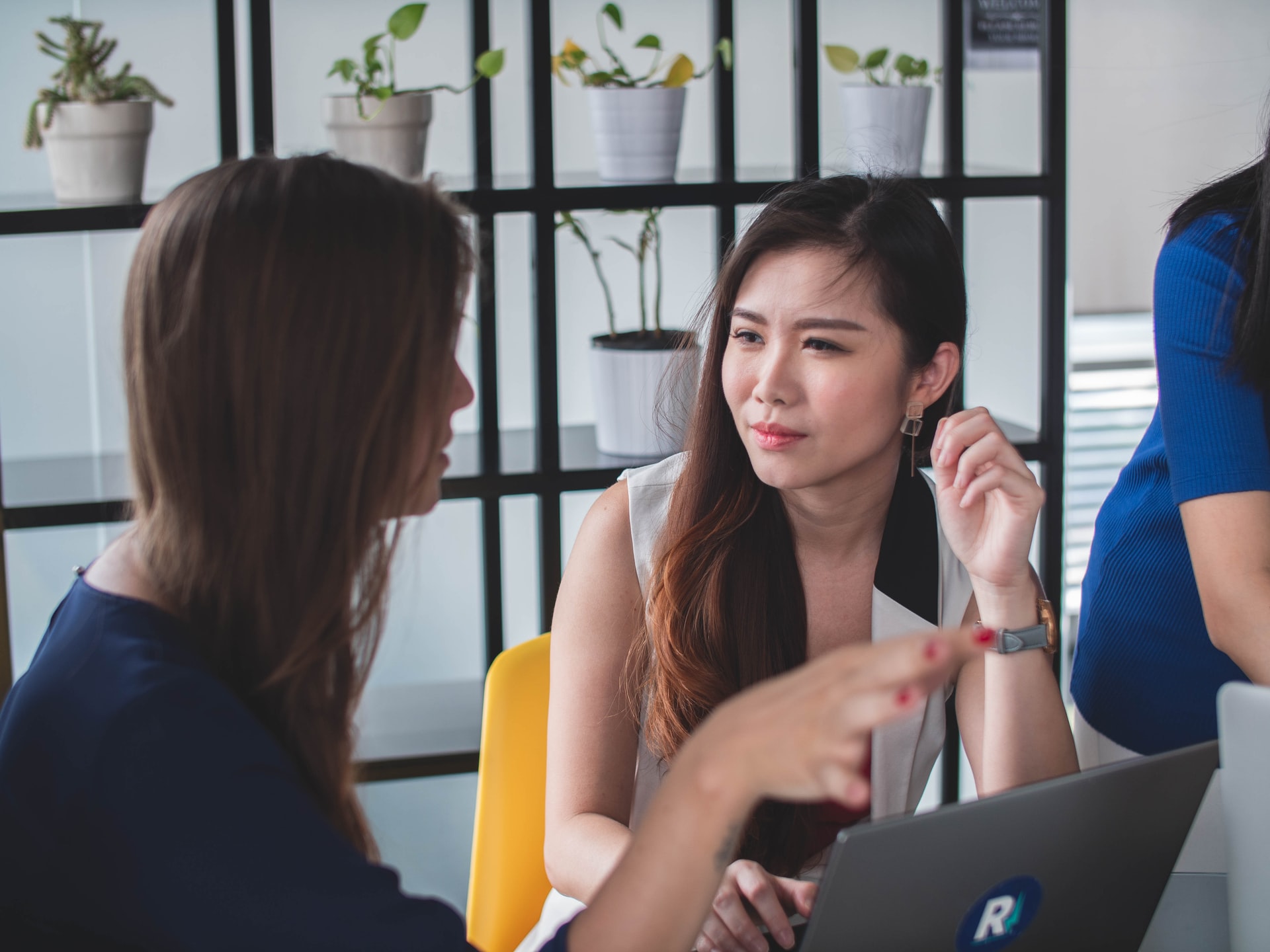 Digital Marketing Strategies for Female Entrepreneurs