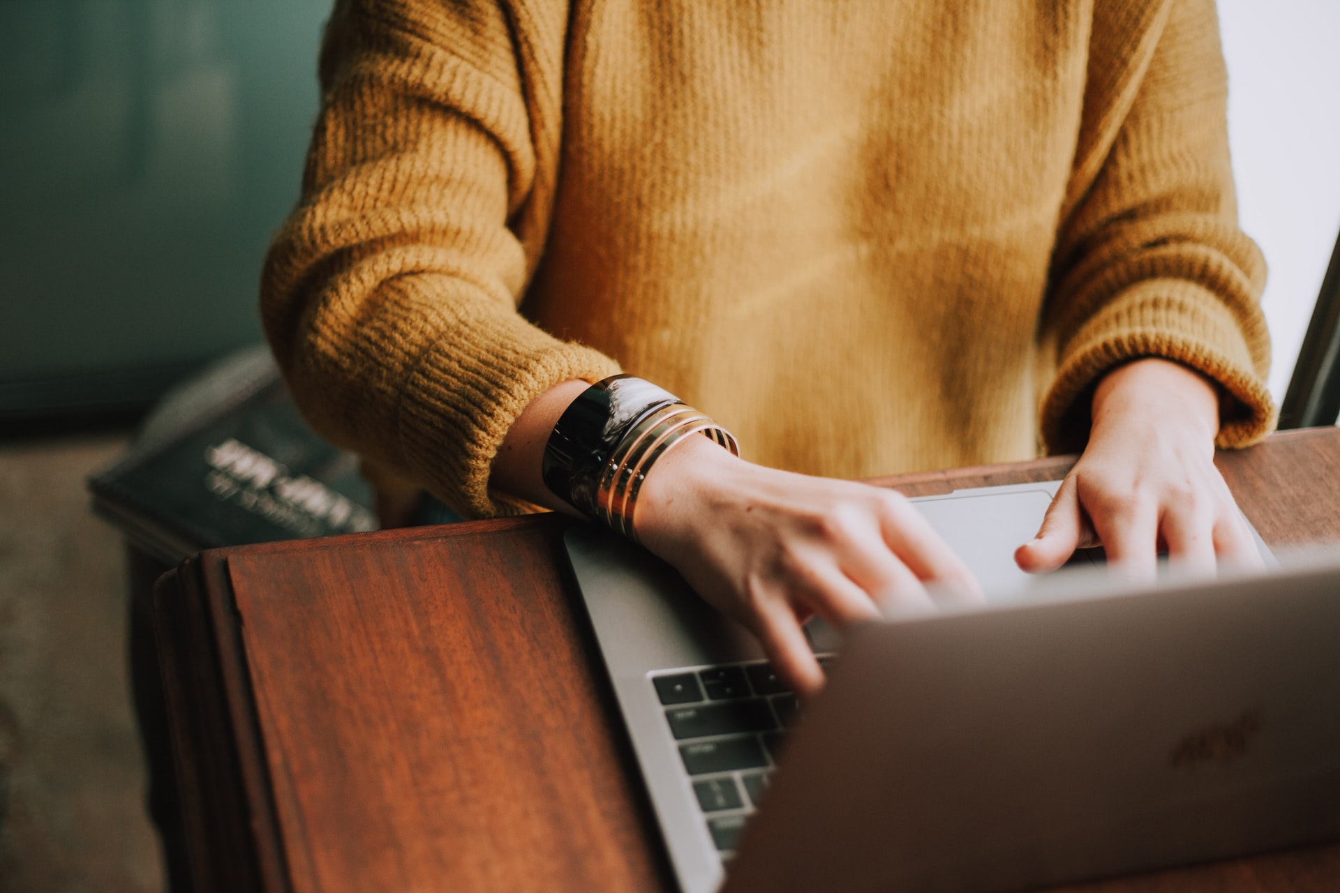 Start a Successful Business in Your 20s