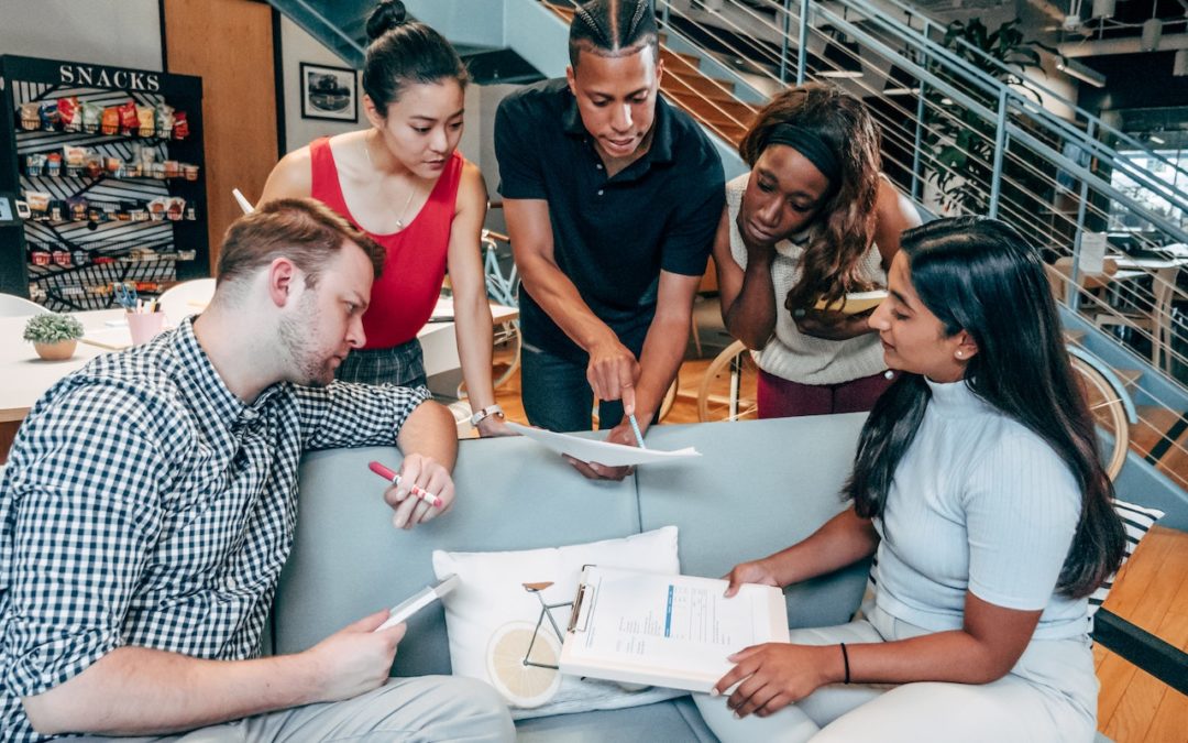 How a Small Business Coach Can Help You Succeed: 3 Powerful Benefits