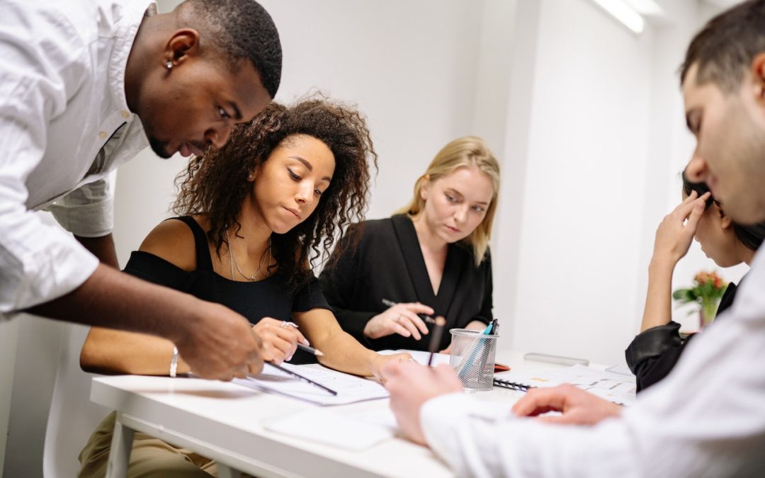 10 Key Factors to Consider to Choose the Right Business Coach